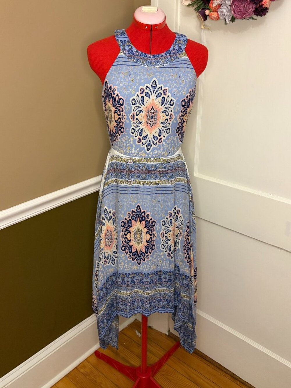 Alya Beachy Dress